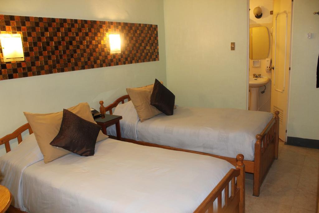 Saint Illian'S Inn Makati Makati City Ngoại thất bức ảnh