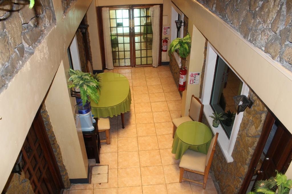 Saint Illian'S Inn Makati Makati City Ngoại thất bức ảnh