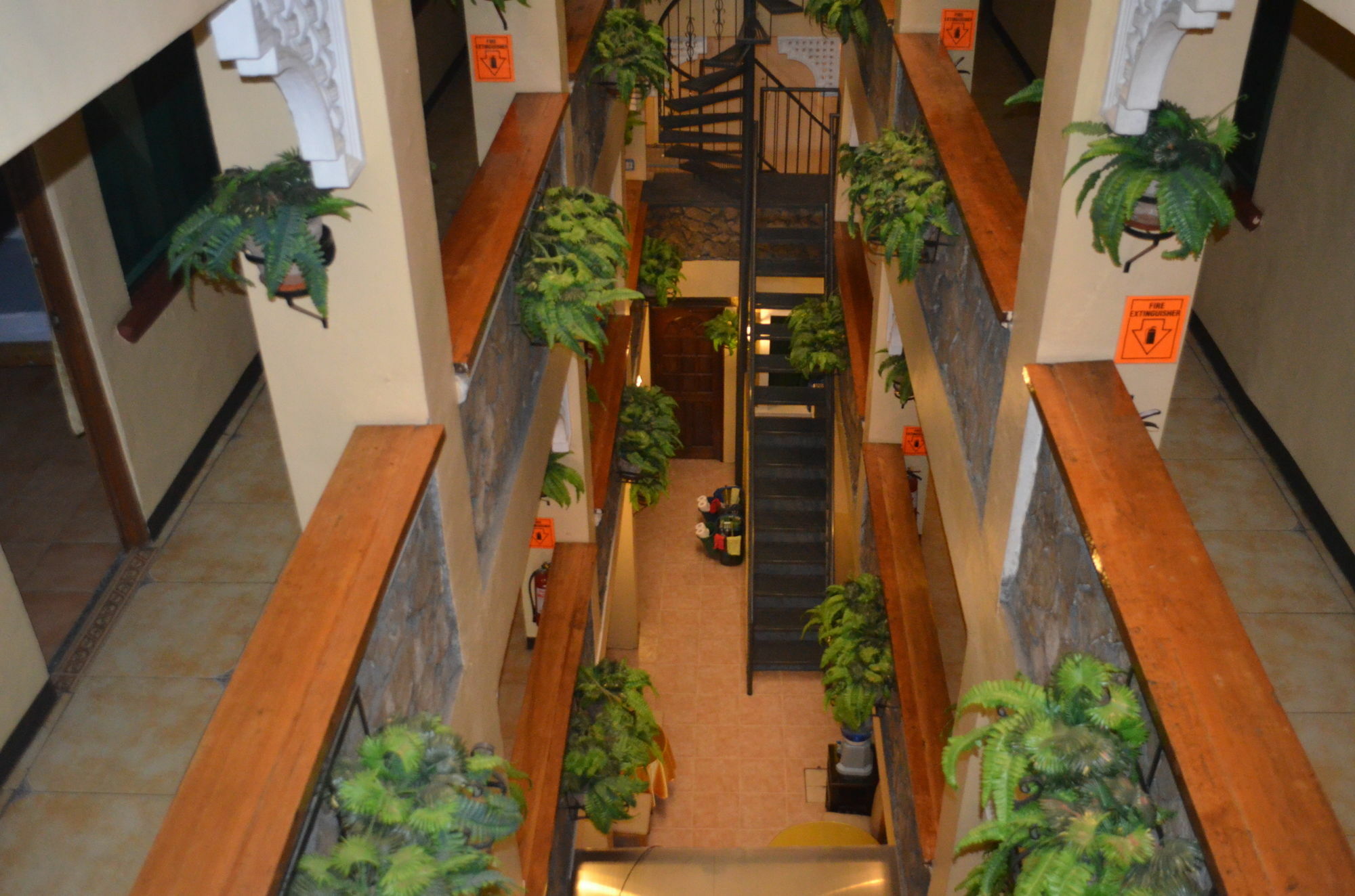 Saint Illian'S Inn Makati Makati City Ngoại thất bức ảnh
